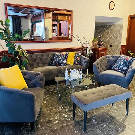 Patyi Etterem Es Hotel Bögöte Eksteriør bilde